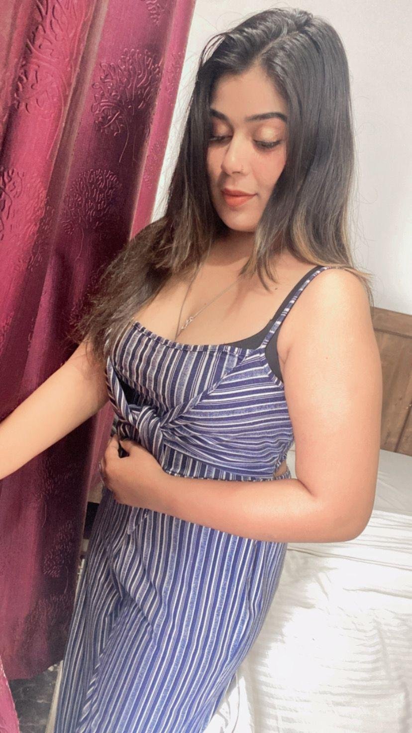  call girls service in Golf Course